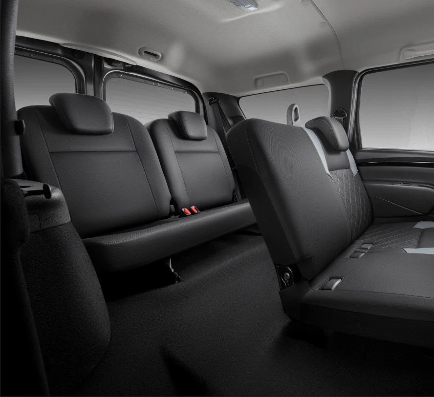 LADA Largus Cross фото 2022 2023