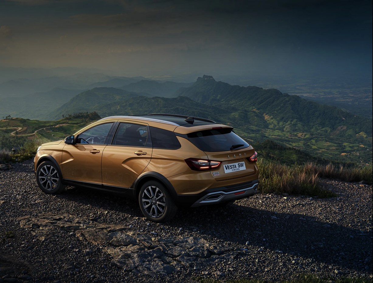 LADA Vesta SW Cross фото 2022 2023