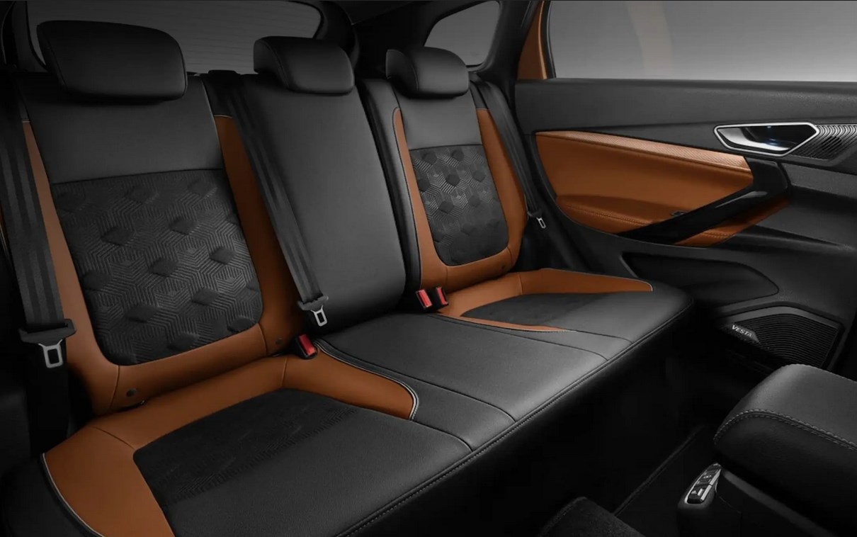 LADA Vesta SW Cross фото 2022 2023