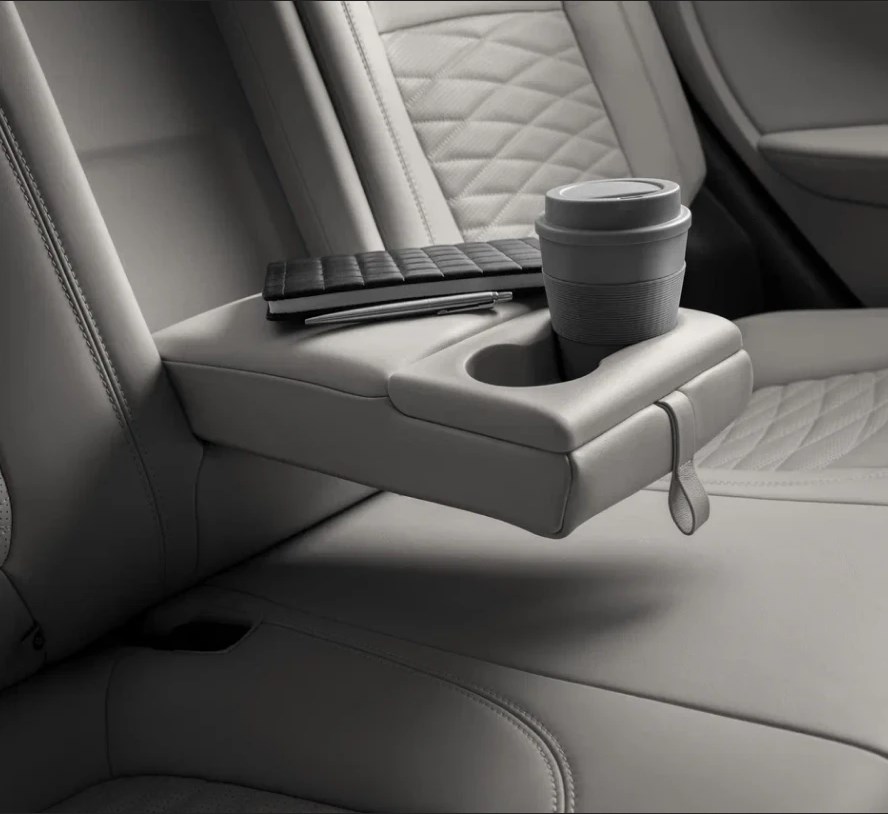 LADA Aura фото 2022 2023