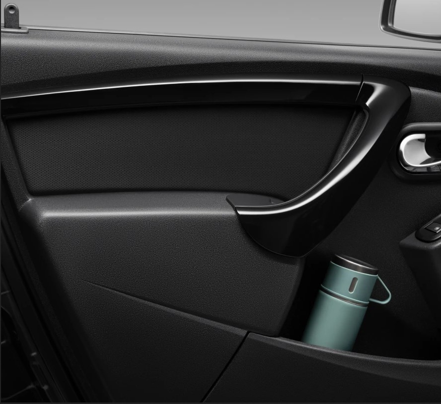 LADA Largus Cross фото 2022 2023