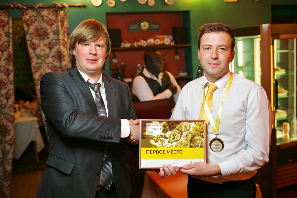 руководитель салона киа новороссийск. сергей плетнев автодом. сотрудники мерседес бенц. петровский автоцентр двух столиц. сотрудники автосалона.